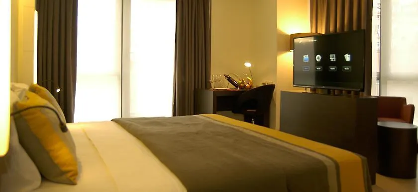 ****  Caratpark Hotel Taksim Istanbul Turkey